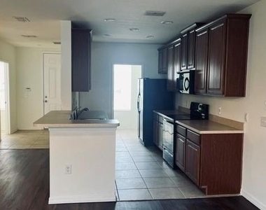 3166 Riachuelo Lane - Photo Thumbnail 4