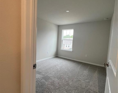 17575 Saw Palmetto Avenue - Photo Thumbnail 29