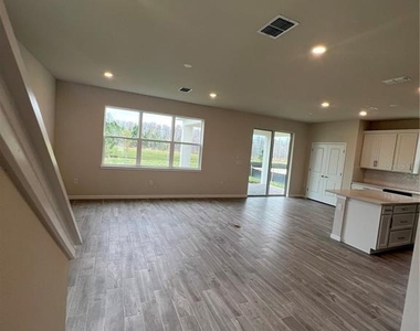 17575 Saw Palmetto Avenue - Photo Thumbnail 42