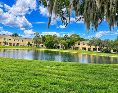 518 Wilton Circle - Photo Thumbnail 16
