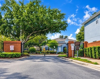 518 Wilton Circle - Photo Thumbnail 19