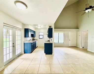 12236 Fox Hound Lane - Photo Thumbnail 7