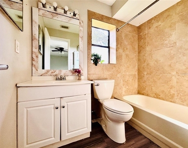12236 Fox Hound Lane - Photo Thumbnail 16