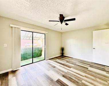 12236 Fox Hound Lane - Photo Thumbnail 15