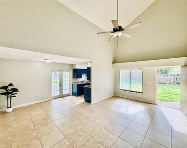 12236 Fox Hound Lane - Photo Thumbnail 4