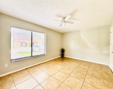 12236 Fox Hound Lane - Photo Thumbnail 17