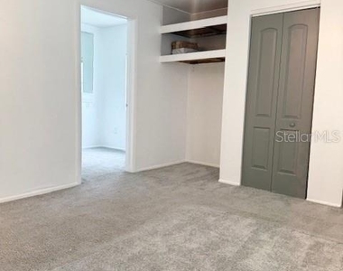 2215 Vine Street - Photo Thumbnail 13