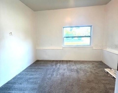 2215 Vine Street - Photo Thumbnail 20