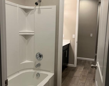 345 Casa Verano Lane - Photo Thumbnail 6