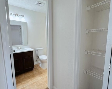 760 Cresting Oak Circle - Photo Thumbnail 16