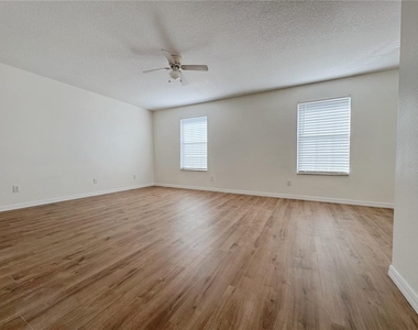 760 Cresting Oak Circle - Photo Thumbnail 22