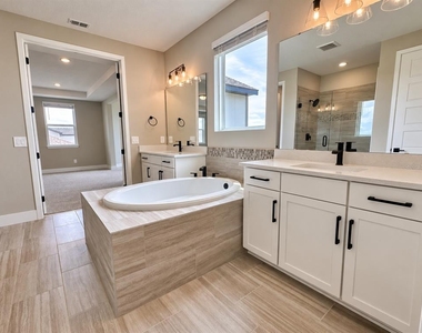 16477 Silver Brook Way - Photo Thumbnail 27