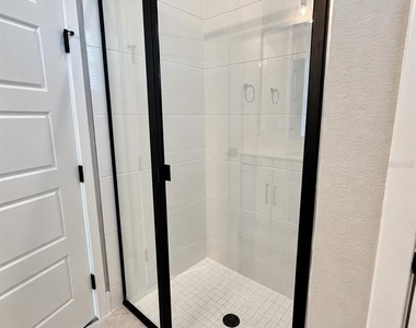 16477 Silver Brook Way - Photo Thumbnail 14