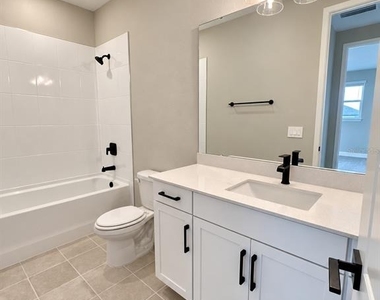 16477 Silver Brook Way - Photo Thumbnail 19