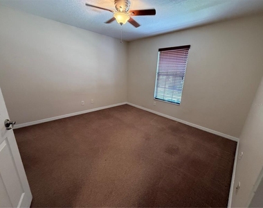 13121 Coldwater Loop - Photo Thumbnail 25