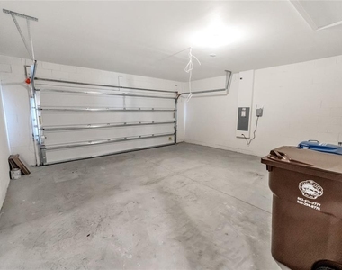320 Guadlupe Street - Photo Thumbnail 25