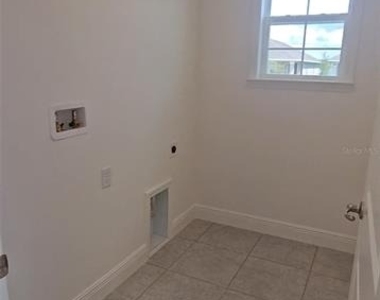 4194 Sagefield Drive - Photo Thumbnail 5