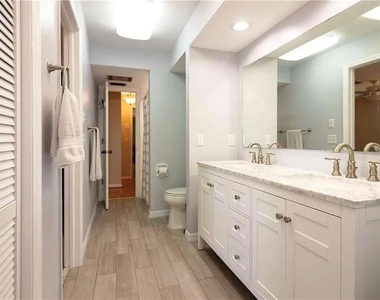 421 Palm Avenue N - Photo Thumbnail 10