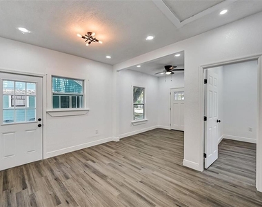 1622 Ballard Park Drive - Photo Thumbnail 12