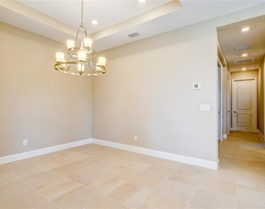 6094 Mesa Glen - Photo Thumbnail 9