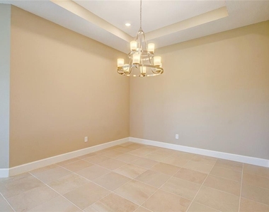 6094 Mesa Glen - Photo Thumbnail 10
