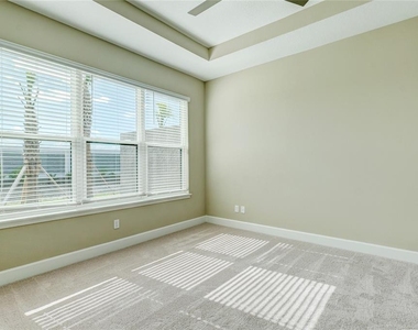 6094 Mesa Glen - Photo Thumbnail 13