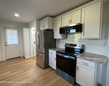 1064 Lincoln Street - Photo Thumbnail 1