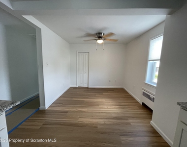 1064 Lincoln Street - Photo Thumbnail 4