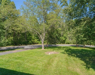 1884 Reading Drive - Photo Thumbnail 19