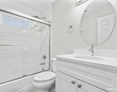 65 Sterling Street - Photo Thumbnail 21