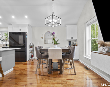 65 Sterling Street - Photo Thumbnail 13