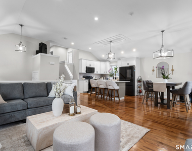 65 Sterling Street - Photo Thumbnail 6
