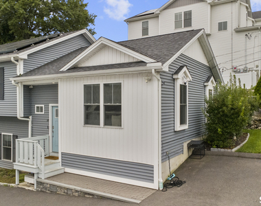 65 Sterling Street - Photo Thumbnail 2