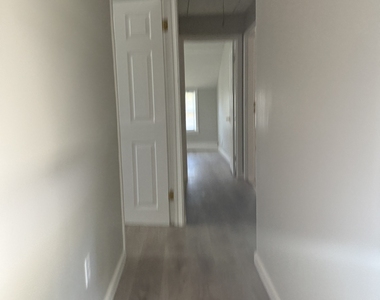 29 Glastonbury Avenue - Photo Thumbnail 8