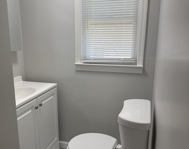 29 Glastonbury Avenue - Photo Thumbnail 7