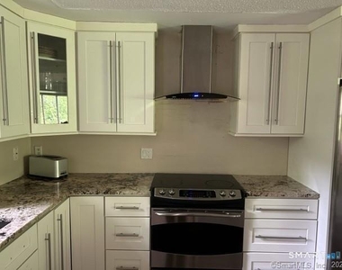 549 Woods Road - Photo Thumbnail 6