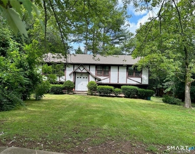 549 Woods Road - Photo Thumbnail 3