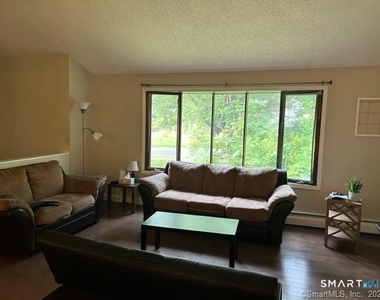 549 Woods Road - Photo Thumbnail 10