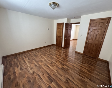 145 Hoadley (2nd Floor) Street - Photo Thumbnail 6
