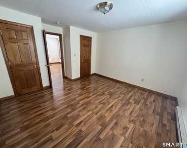 145 Hoadley (2nd Floor) Street - Photo Thumbnail 7