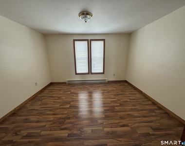 145 Hoadley (2nd Floor) Street - Photo Thumbnail 5