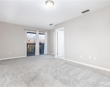 266 Conestoga Way - Photo Thumbnail 13