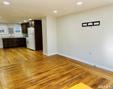 49 Pleasant Street - Photo Thumbnail 4