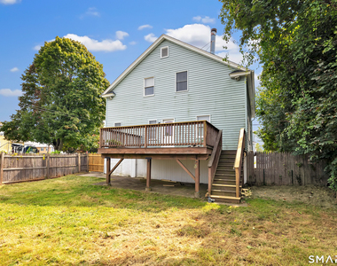72 Bennett Avenue - Photo Thumbnail 34