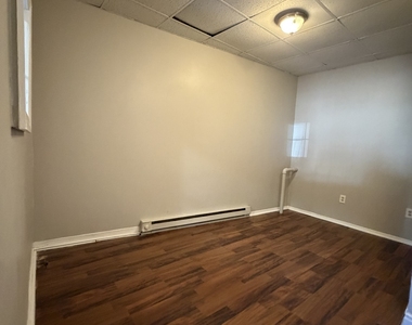 86 Wolcott Street - Photo Thumbnail 2