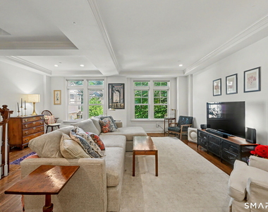 70 Riverdale Avenue - Photo Thumbnail 7