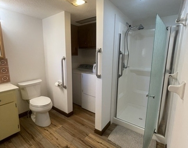 10 Bluff Rd W - Photo Thumbnail 14
