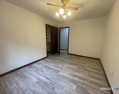 10 Bluff Rd W - Photo Thumbnail 23