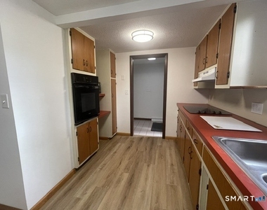 10 Bluff Rd W - Photo Thumbnail 3