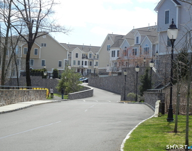 85 Camp Avenue - Photo Thumbnail 17
